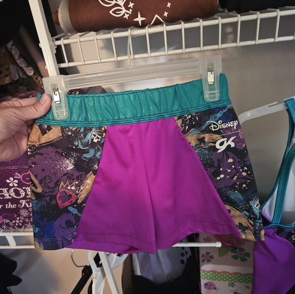 AM Gymnastics Leotard & shorts set - Picture 4 of 4